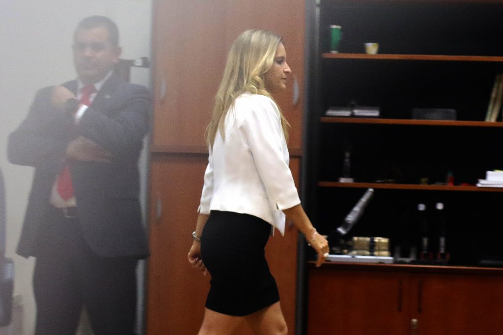 Diputados buscan ampliar en cinco años tiempo de ministros civiles en corte marcial