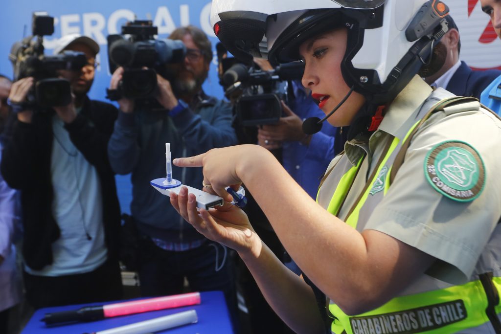Ministra Hutt reconoció que el narcotest puede generar “falsos positivos”