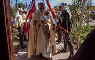 Fieles llegaron hasta fiesta de cuasimodo en Colina encabezada por Celestino Aós