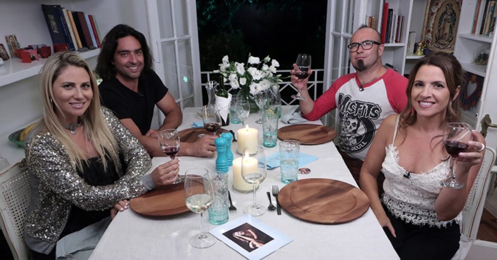 La “callejera” confesión sexual de esposa de Mauricio Pinilla encendió la “La Divina Comida”