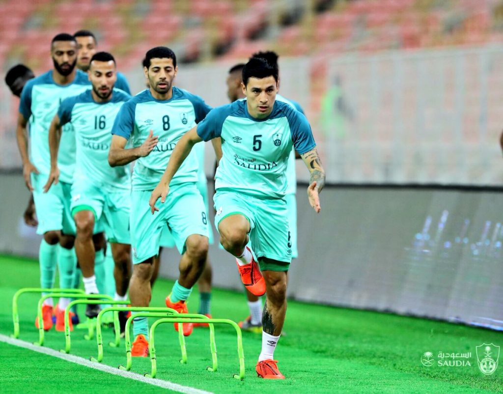 Claudio Baeza y su estadía en Arabia Saudita: “No es una liga mala, vienen jugadores de mucha experiencia”