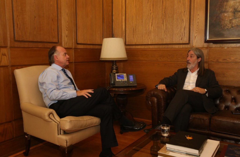 Senador Letelier pide al Gobierno un plan extraordinario para ayudar a temporeros