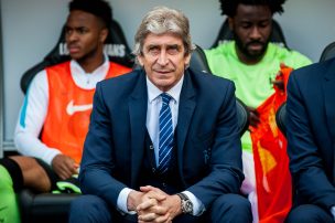 Pellegrini defendió su trabajo en West Ham y hasta proyectó la próxima temporada