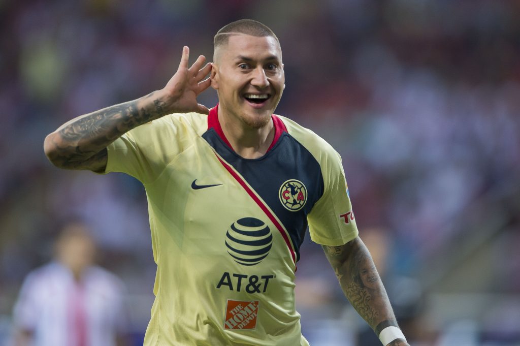 Castillo le “dedicó” título de la Copa MX a periodista que lo trató de “huevón”