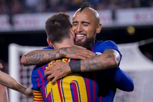 Arturo Vidal se coronó campeón en España con el Barcelona