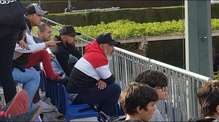 Arturo Vidal siempre apoya a los chilenos: estuvo en el duelo de Cristian Garin en el ATP 500 de Barcelona