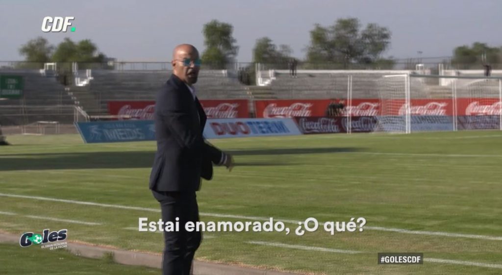 “¿Qué me miras a mí hue…?”: Fantasma Figueroa se enoja con camarógrafo que lo estaba grabando