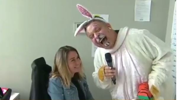 “Viva la pipol” mostró quién hace la voz de “Pasapalabra”: antes salía en “Primer Plano”