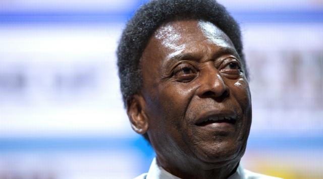 Pelé evoluciona “satisfactoriamente” tras cirugía