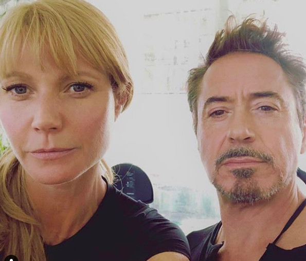 Con su habitual sentido del humor Robert Downey Jr se disfraza de “conejito de Pascua”