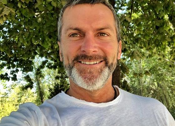 Cristián Sánchez celebra récord con recordado “agarrón” a Diana Bolocco