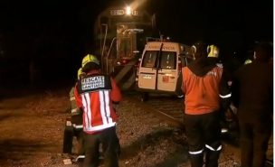 Tren choca con ambulancia en Estación Central