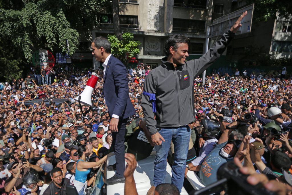 Intervención militar de EEUU en Venezuela es “posible, de ser necesaria”, dice Pompeo