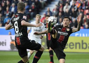 [VIDEO] Este es el golazo al ángulo que marcó Charles Aránguiz en Alemania