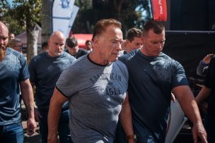 Video: El violento ataque que recibió Arnold Schwarzenegger durante un evento en Sudáfrica