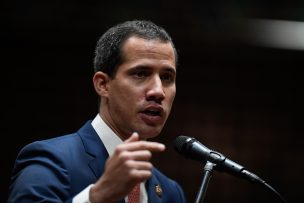 Guaidó acusa a Maduro de estar desconectado de la difícil realidad venezolana