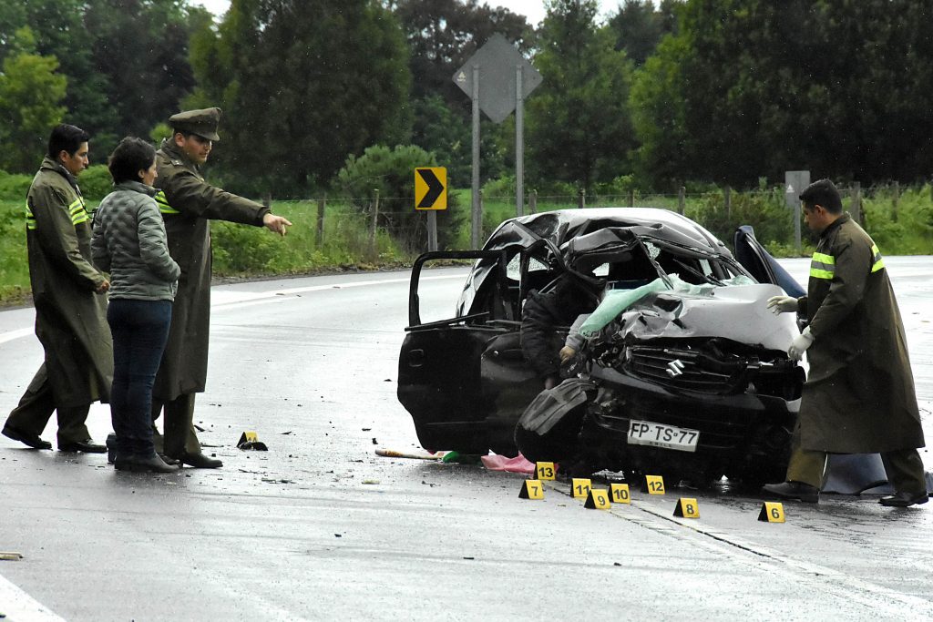 Ex fiscal militar atropelló a madre e hija en Villarrica