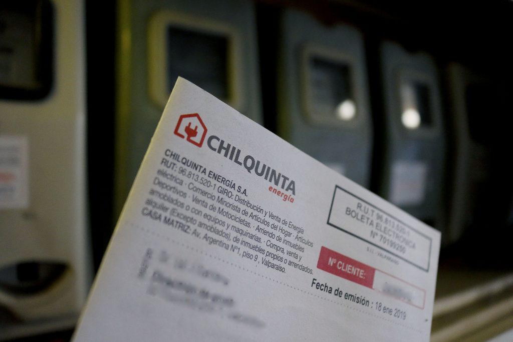 DC pide al Gobierno que frene “abusivo y escandaloso” aumento de la luz