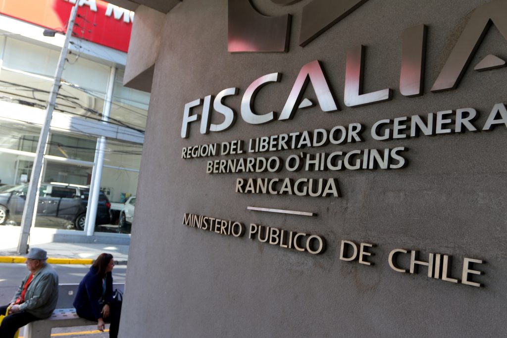 Allanaron oficina de Emiliano Arias en la Fiscalía de O’Higgins