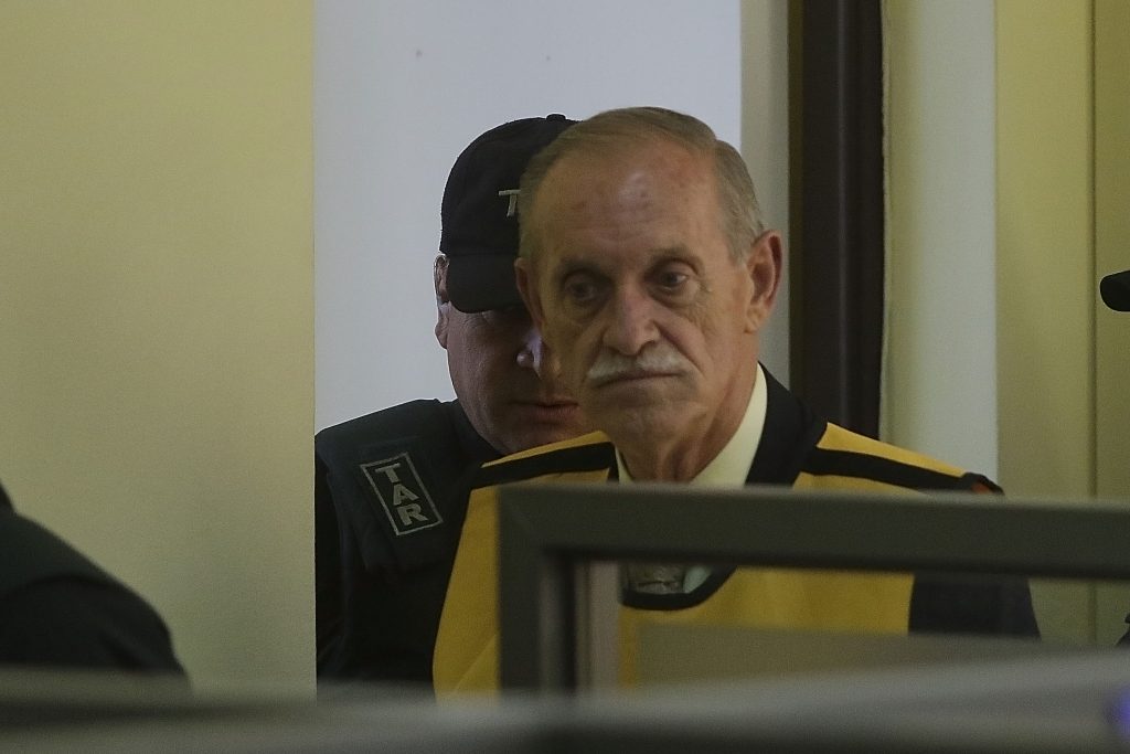 Miguel Krassnoff fue ingresado al Hospital Militar y su estado es “complejo”