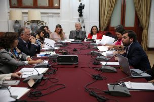 Oposición pide que pensiones suban 20% para poder legislar reforma previsional