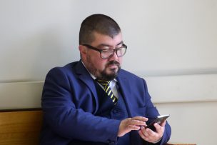 Caso Huracán: Acusan a fiscal Sergio Moya de filtrar allanamiento a Carabineros