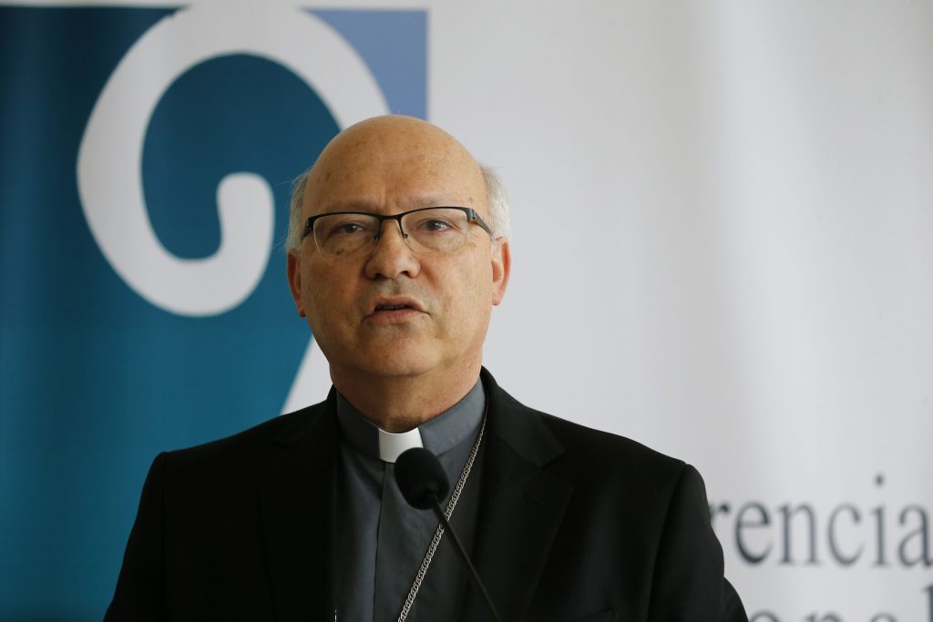 Obispos por el caso de Renato Poblete: “Nadie merece vivir lo que ella y tantos otros han vivido”