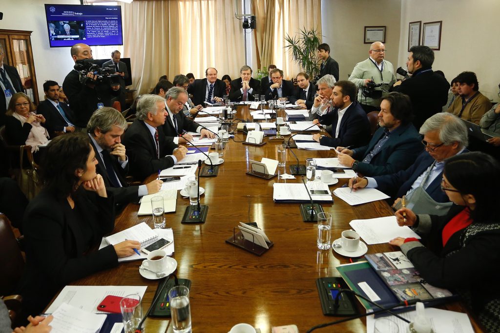 Comisión de Trabajo de la Cámara postergó votación de la reforma previsional