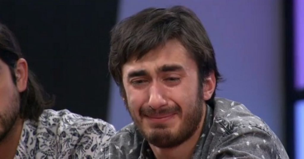Aníbal rompió en lágrimas en “MasterChef” tras sensible consejo vocacional que le entregó Karen