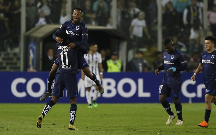 Delfín felicitó a Universidad Católica de Ecuador por eliminar a Colo Colo de Copa Sudamericana