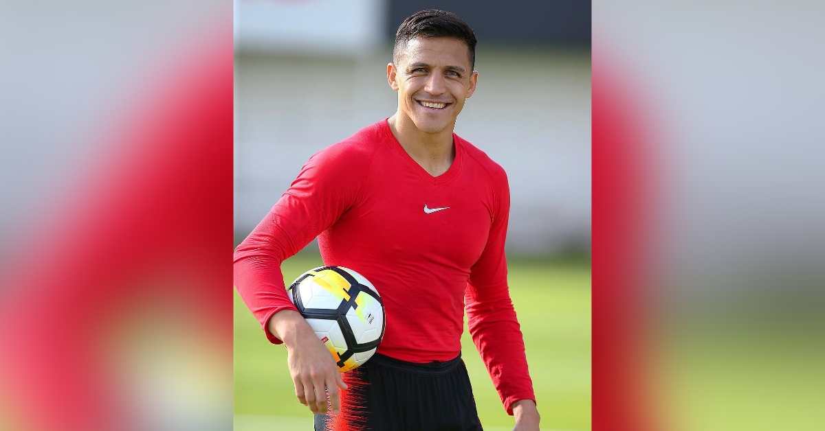 Alexis Sanchez Did Not Fully Convince Her With His New Look And Was A Victim Of Jokes Onties Com