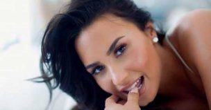 Demi Lovato encendió las redes con sensual bikinazo y anunció que publicaría más