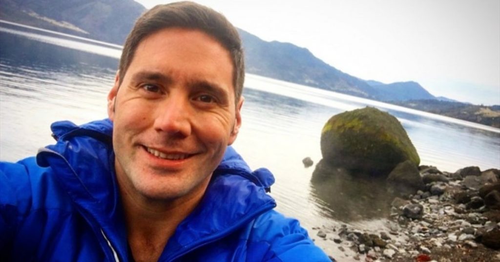 “Soy un hombre enamorado”: Pancho Saavedra reveló que contrajo matrimonio y explicó por qué no lo hizo público