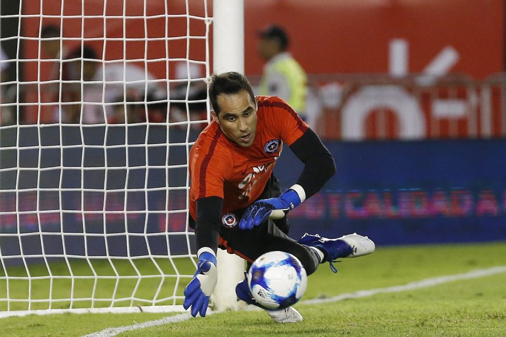 “Disfrutando como cabro chico”: Bravo mostró su práctica previo a final de FA Cup