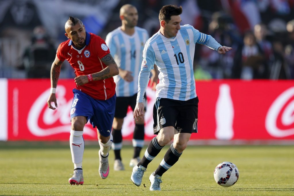 La sorprendente declaración de Arturo Vidal: “Espero que Messi pueda ser campeón de la Copa América con Argentina”
