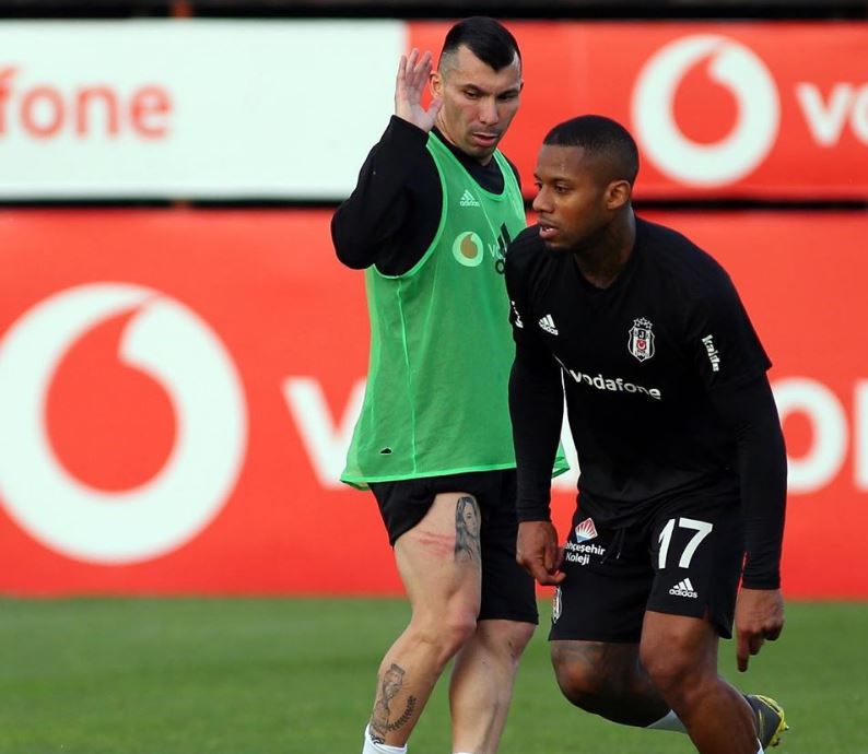 “Estamos de vuelta”: Gary Medel se recupera de la dura lesión que sufrió en el Besiktas