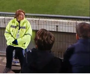 [VIDEO] Guardia de Universidad Católica canta en pleno partido de la UC y se hace viral