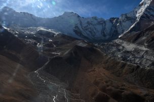 Suspendida la búsqueda de ocho escaladores desaparecidos en el Himalaya