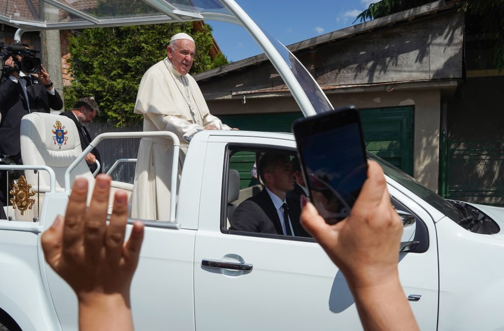 El Papa “pide perdón” a los gitanos víctimas de discriminaciones