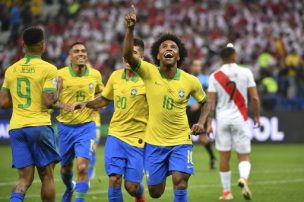 Brasil golea 5-0 a Perú y pasa a segunda ronda