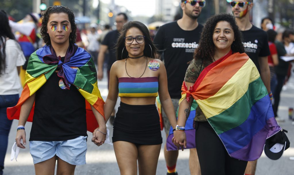 Marcha LGBT inunda Sao Paulo exigiendo respeto en un Brasil más conservador