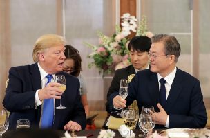 Trump propone a Kim una reunión en la frontera entre las dos Coreas