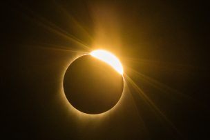 Chile es testigo privilegiado del eclipse solar total de este martes