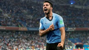 Luis Suárez ya arribó a Uruguay y advirtió a Chile: 