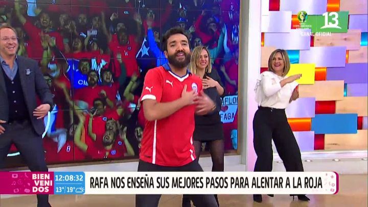 “Hincha bailarín” ya comenzó a facturar: celebra los goles de Chile para importante banco