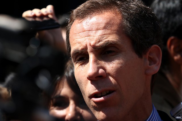 Alcalde de Santiago: “Hay apoderados y profesores que no merecen ser del Instituto Nacional”