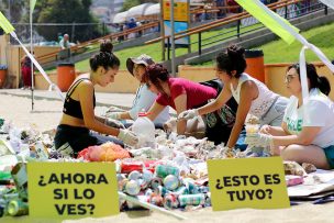 Humanos ingieren cada año decenas de miles de partículas de plástico
