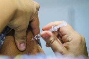 Ministerio de Salud confirma redistribución de vacunas contra la influenza