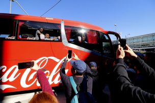 [VIDEO] La Roja parte rumbo a Sao Paulo para su debut con Japón