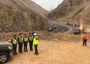 Ministro de Minería viaja a Tocopilla para coordinar rescate de bolivianos atrapados